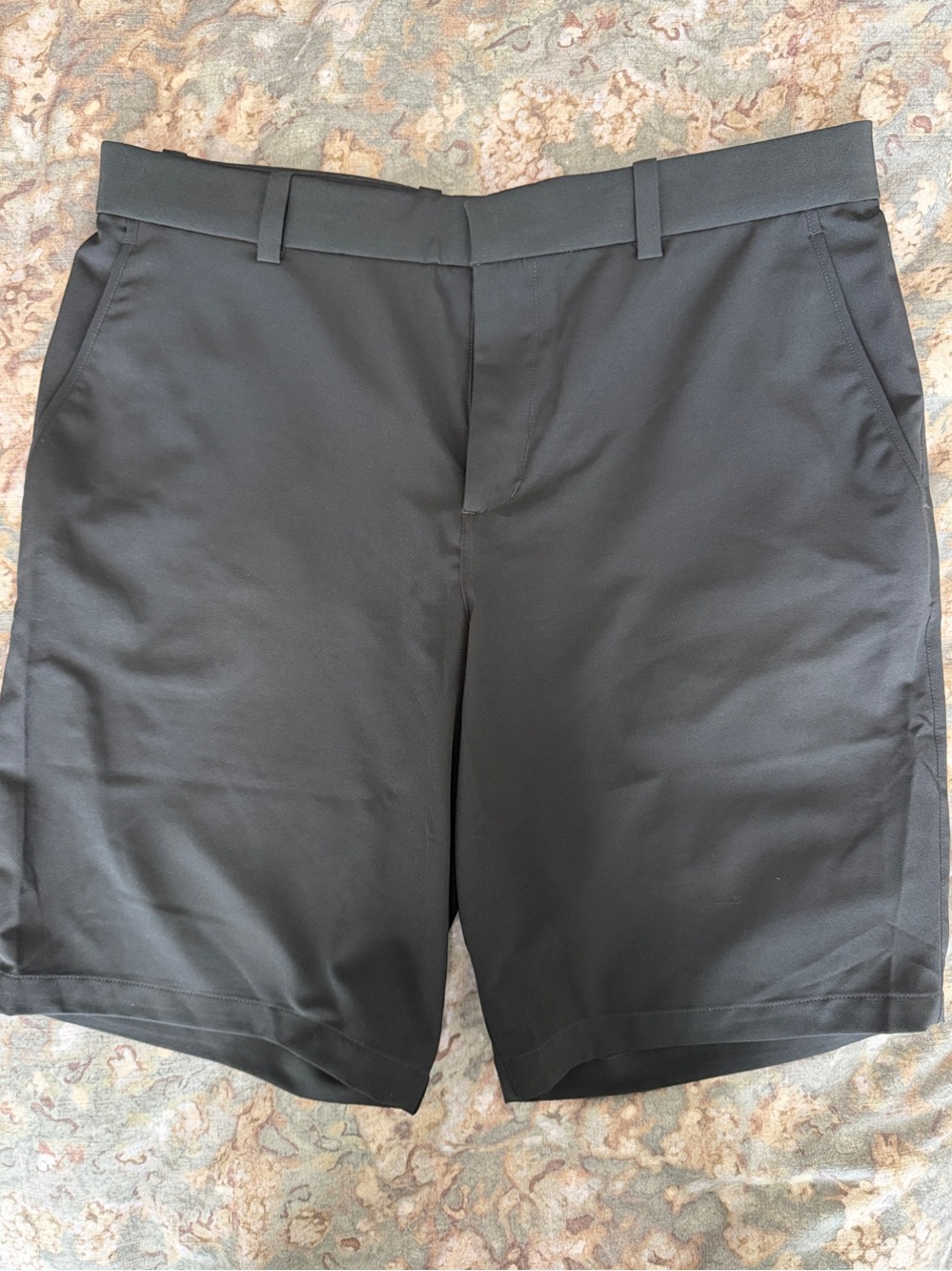 Nike Black Flat-Front Golf Shorts